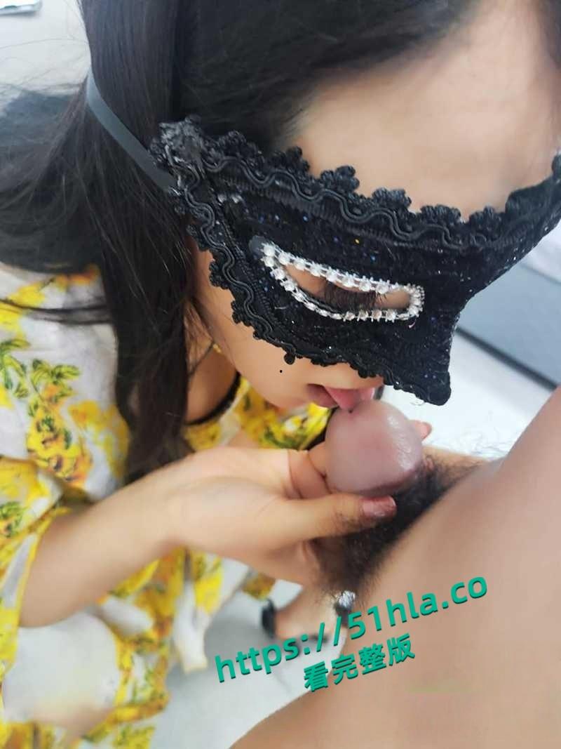 乱伦系列之嫂子,嫂嫂丝足收割机新作,强奸穿黄色战袍黑丝的骚货嫂子!-4